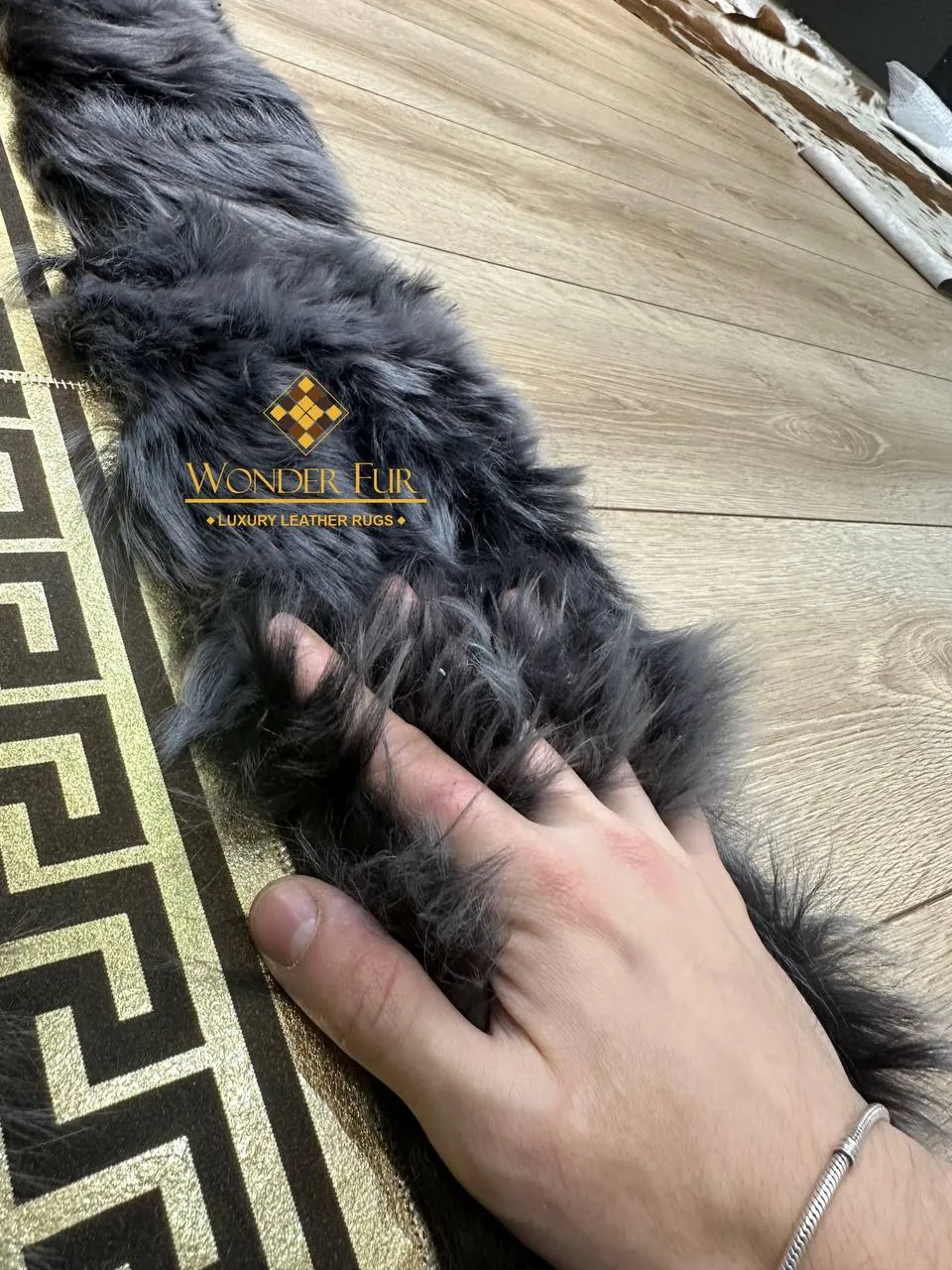 100%Natural Gray White Sheepskin Living Room Rug,Handmade Non Slip Rug