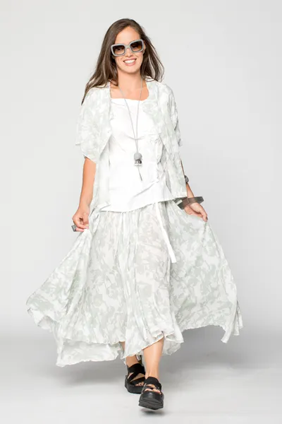 Full Circle Skirt in Garden Delphi
