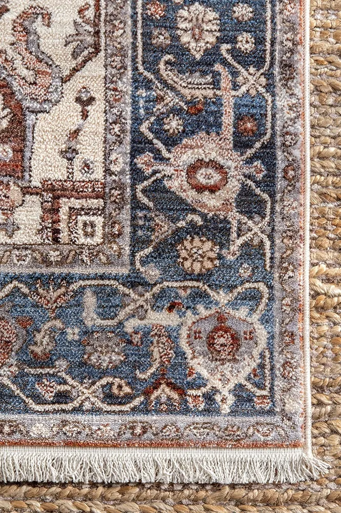 Hazelnut Vintage look Heriz Rug