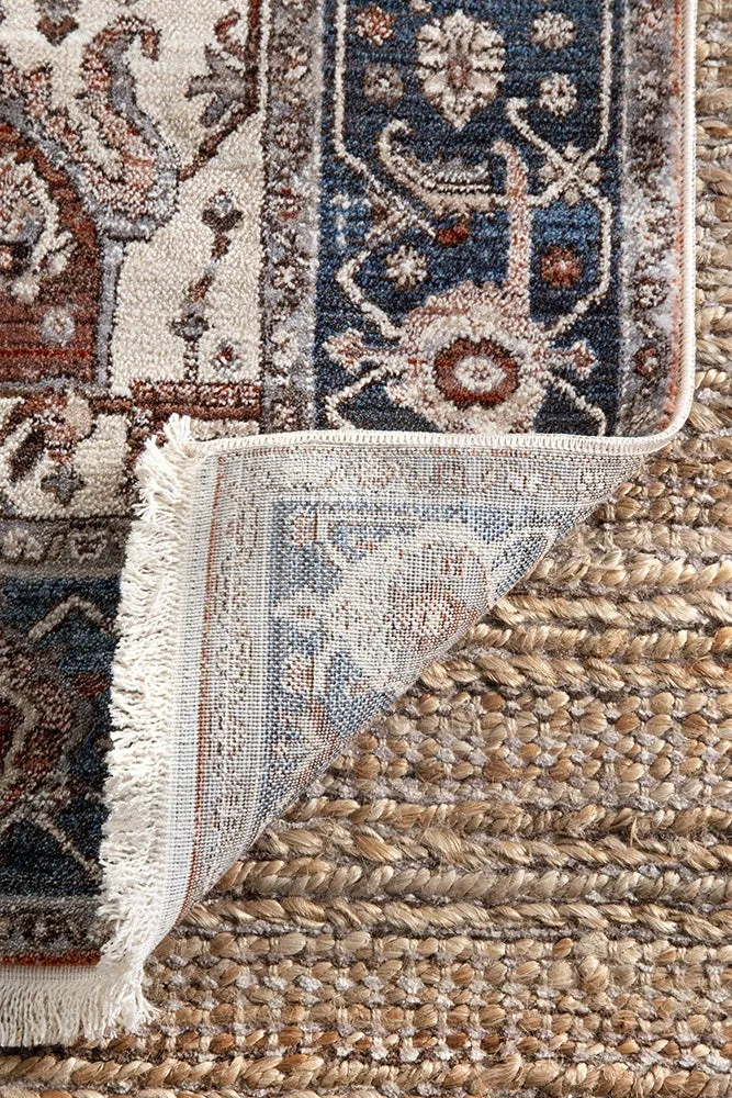 Hazelnut Vintage look Heriz Rug