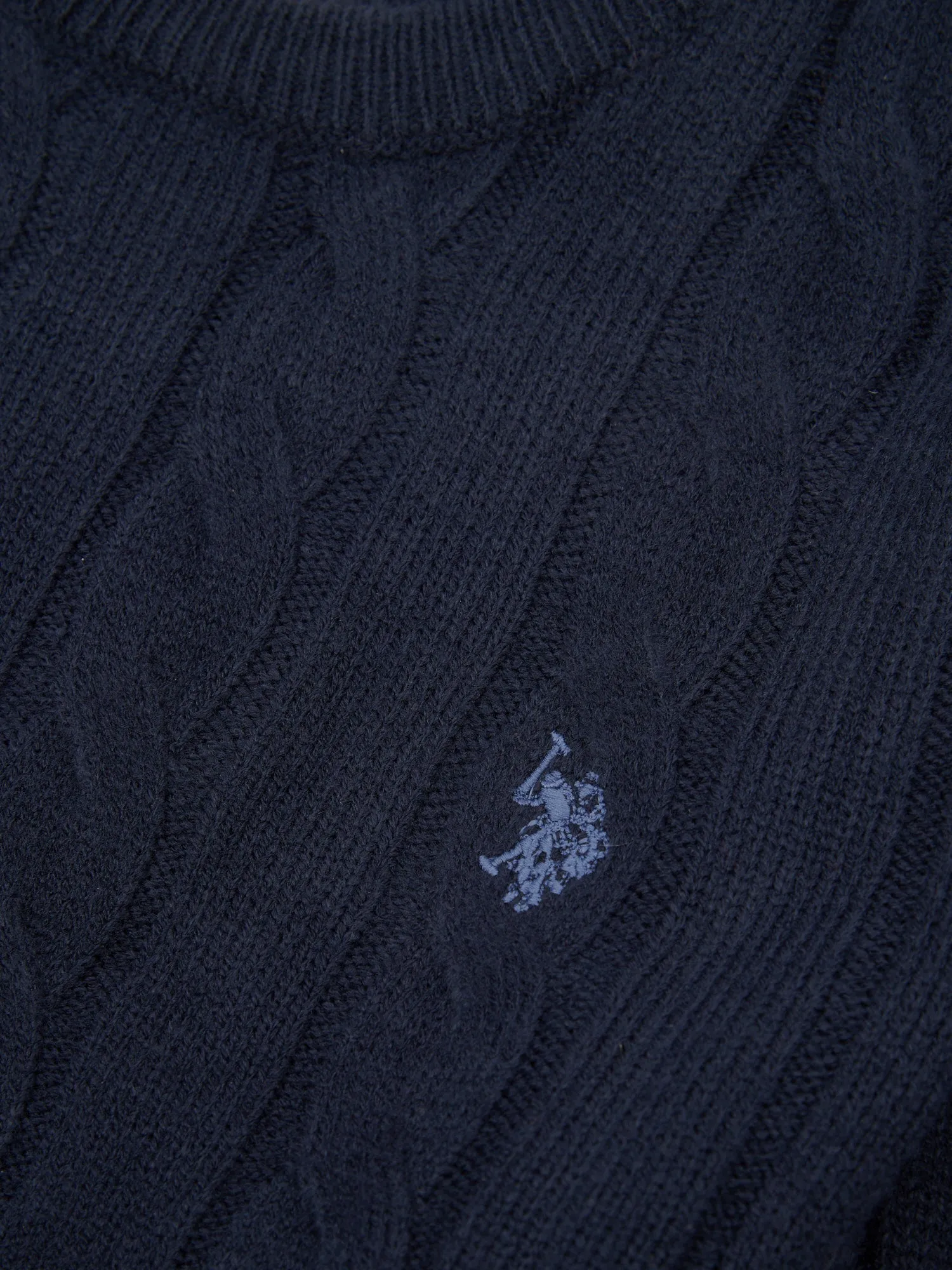 Mens Cable Knit Crew Neck in Dark Sapphire Navy / Moonlight Blue DHM