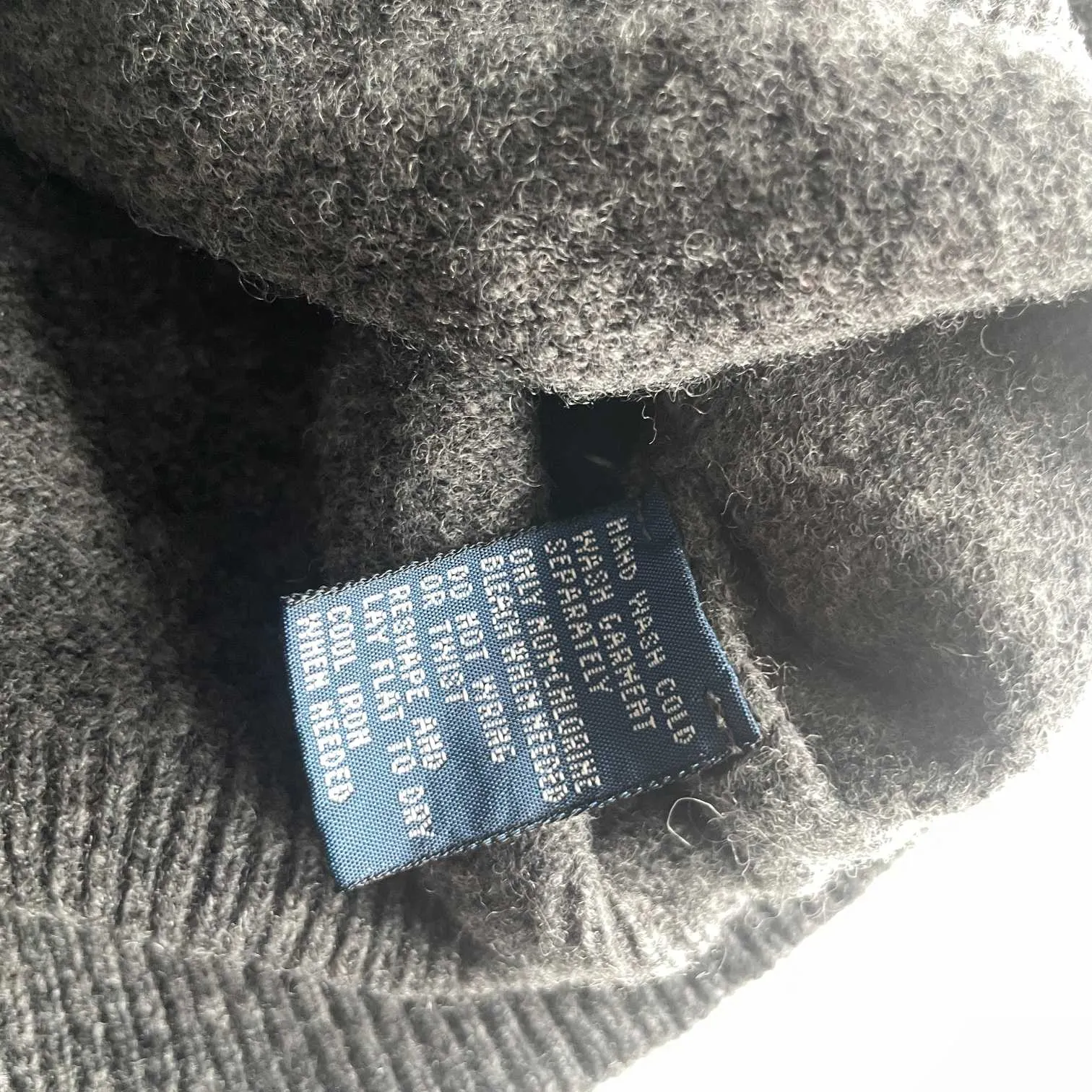 Vintage mens polo ralph lauren 100% Lambs wool grey sleeveless v-neck sweater in M|L 23 W19|SKU 5591